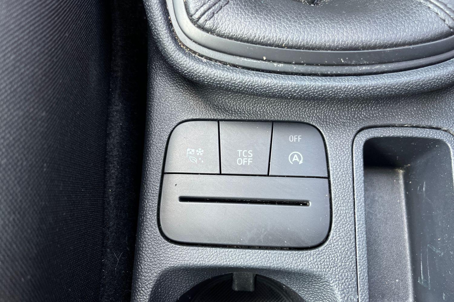 Ford FIESTA Photo 34
