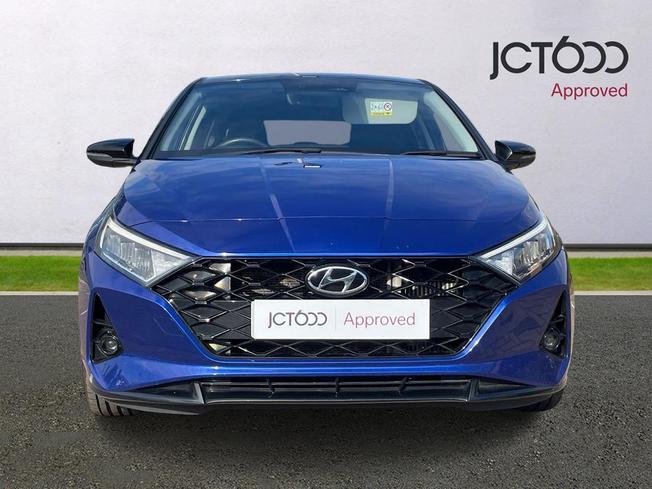 HYUNDAI i20 Photo 8