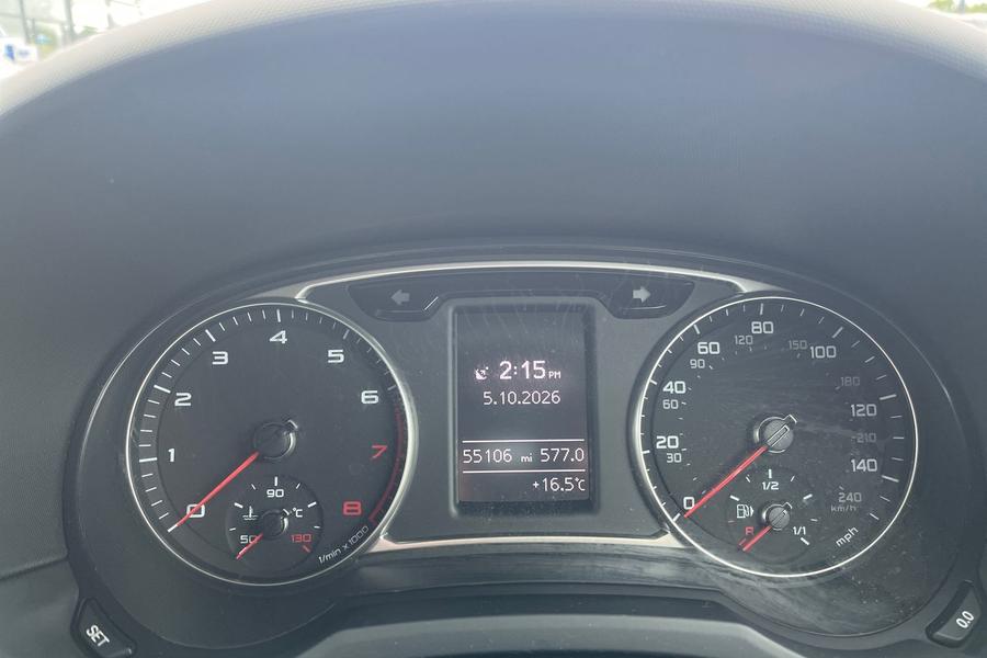 Audi A1 Photo autoimg-52200efa7cfb3749e6b50413bf8a1d267ead9228.jpg