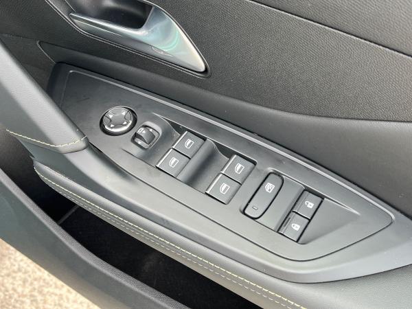 Peugeot 308 SW Photo autoimg-5221b873325eb0bf7547ee54c91ac1a862942ed9.jpg