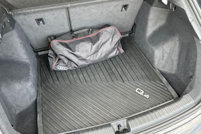 Audi Q4 E-Tron Photo 22