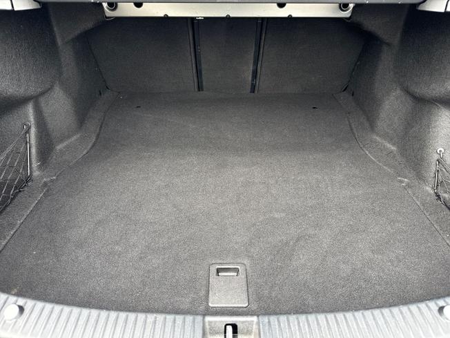 MERCEDES-BENZ C Class Photo 12