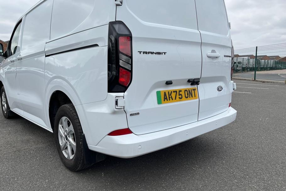 Used Ford TRANSIT CUSTOM AK75ONT 22
