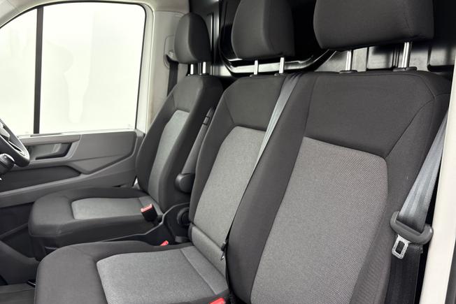 VOLKSWAGEN Crafter Photo 27