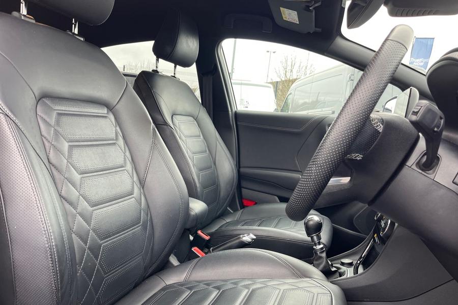 Ford PUMA Photo autoimg-5231d19c03708387a788cf65f855bbb7a17a464b.jpg