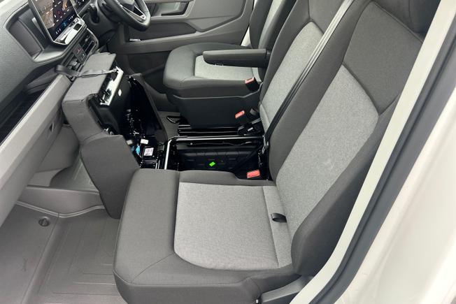 Volkswagen Crafter Photo 38
