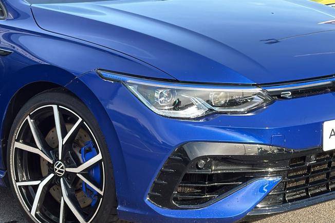 VOLKSWAGEN Golf Photo 19