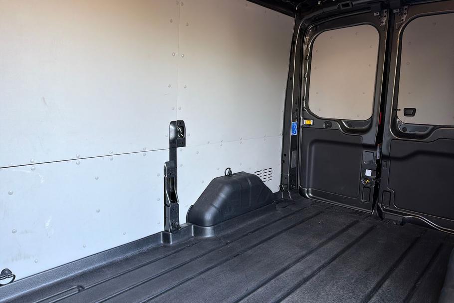Used FORD TRANSIT WR75HKH 4