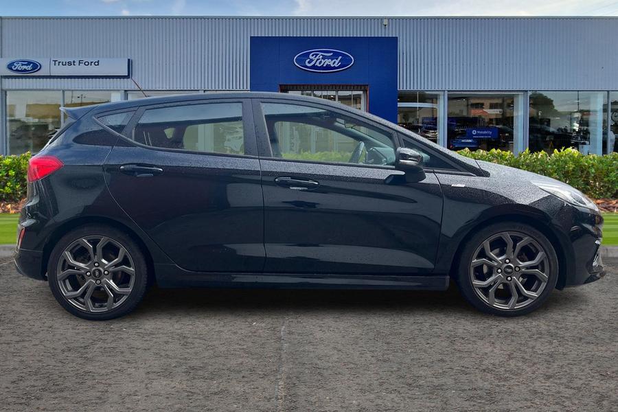 Ford FIESTA Photo autoimg-523de2660e749bf6aba85ed7d8235774f009459d.jpg