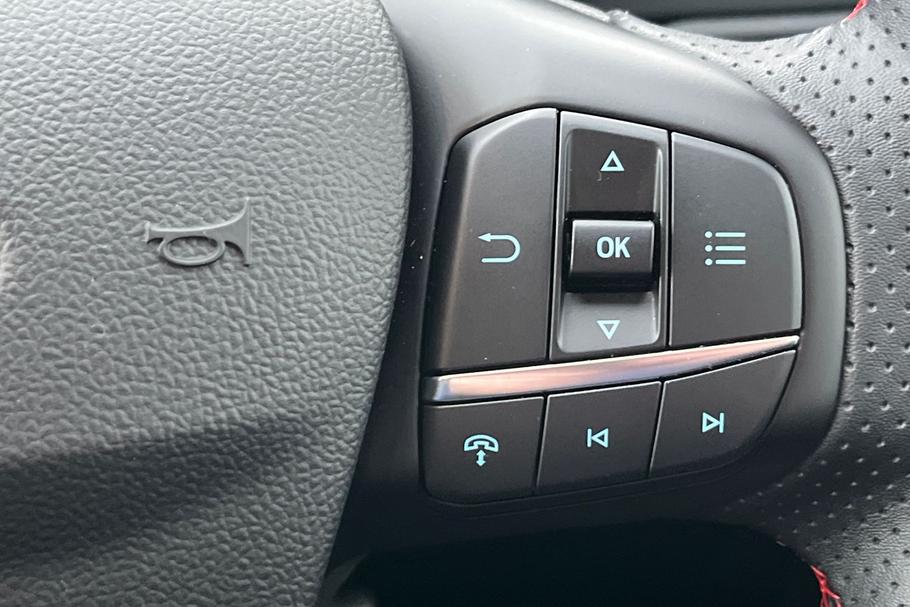 Used Ford KUGA SV25VKT 39