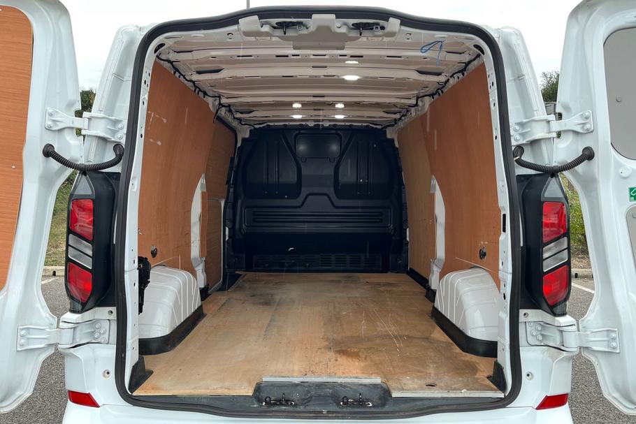 Used Ford TRANSIT CUSTOM FP24XFO 6