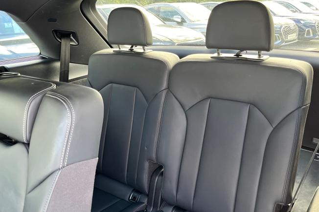 Audi Q7 Photo 38