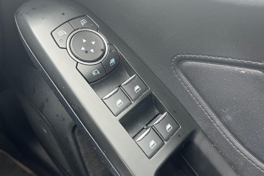 Ford Focus Photo autoimg-52431edb15385bd3567f1e1cbc0057506dca1fba.jpg