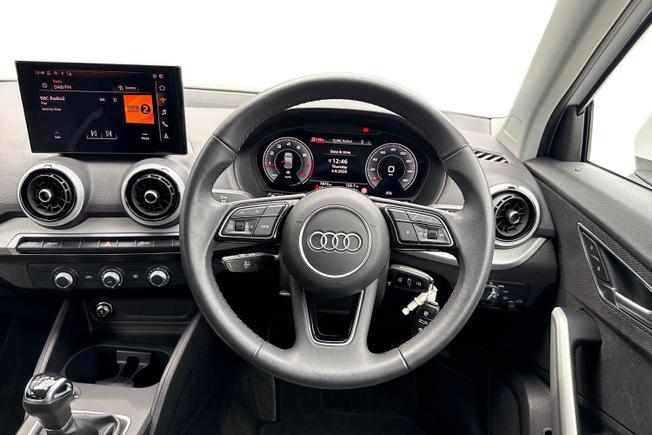 AUDI Q2 Photo 11