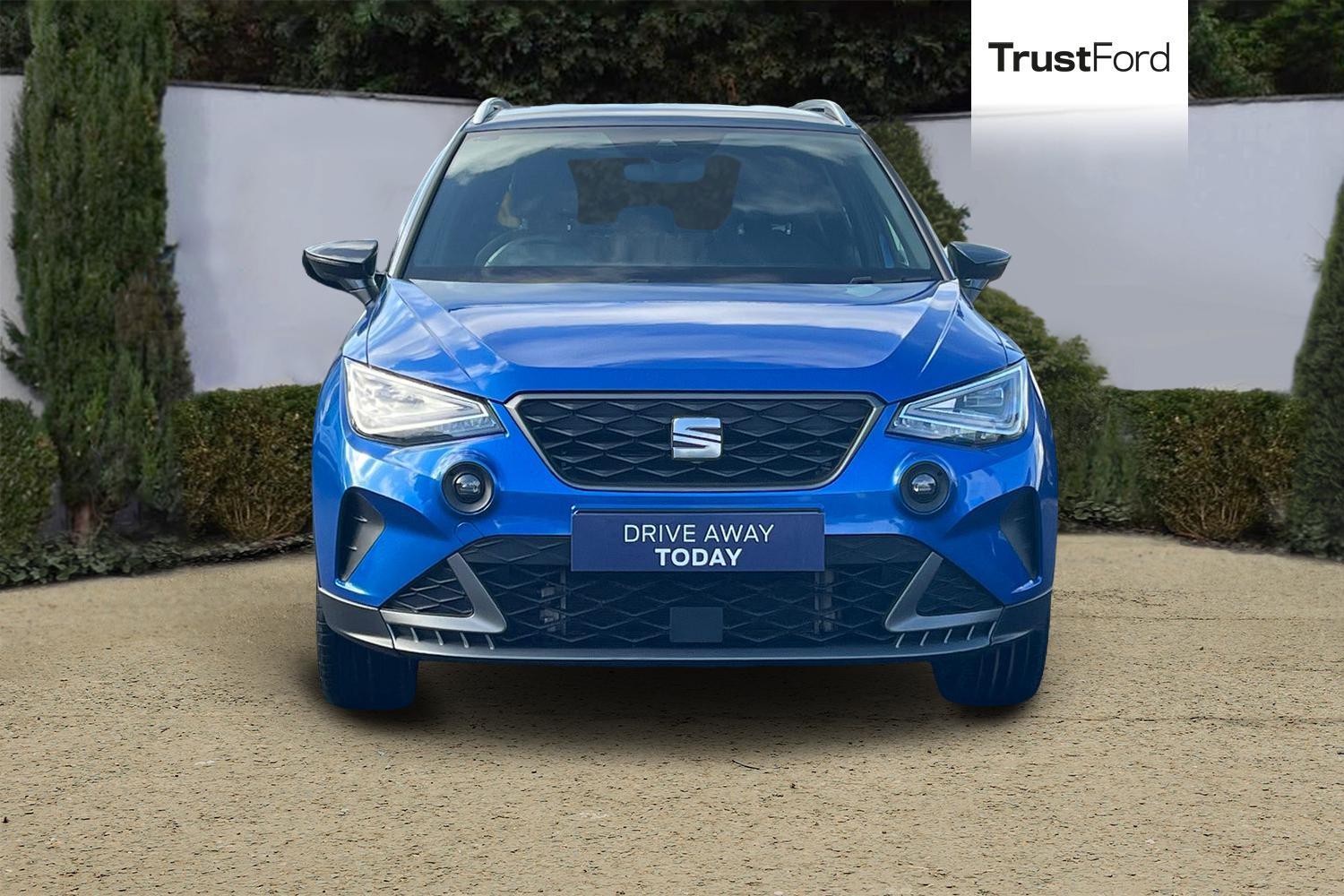 SEAT ARONA Photo 5