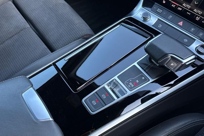 AUDI A6 Avant Photo 37