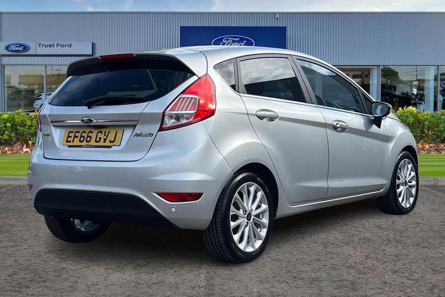 Ford FIESTA Photo autoimg-525988b0e310f3e744d2f9a4c2c4977cdd7a073b.jpg