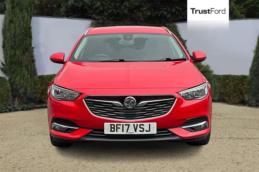 Vauxhall INSIGNIA Photo autoimg-525bafec0394759ce486a78dbd581890aa456b61.jpg