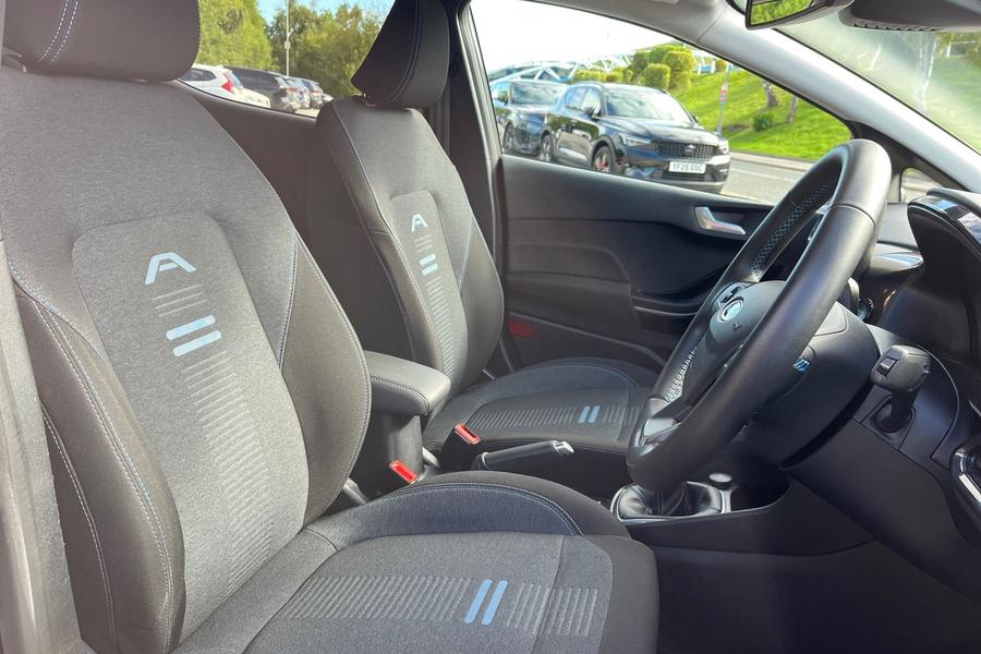 Ford Fiesta Photo autoimg-525c118e28b9893e053295eba2722b8430c3aa24.jpg