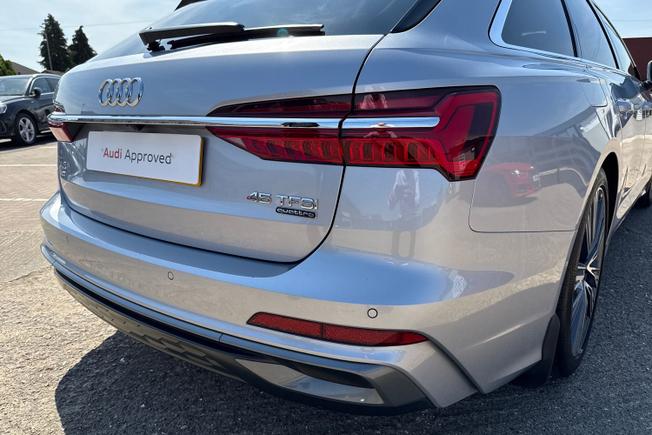 AUDI A6 Avant Photo 28
