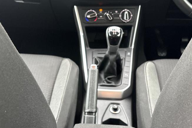 Volkswagen Polo Photo 24