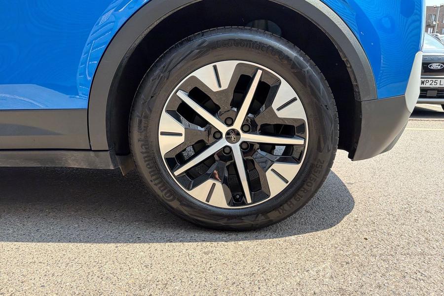 Ford Explorer Photo autoimg-526a6bc7e7c16dbe4150aa24c92d064f9c07a915.jpg