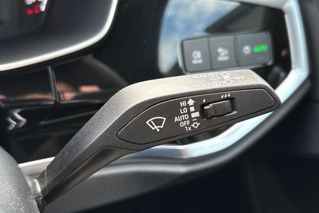 Audi Q3 Photo 38