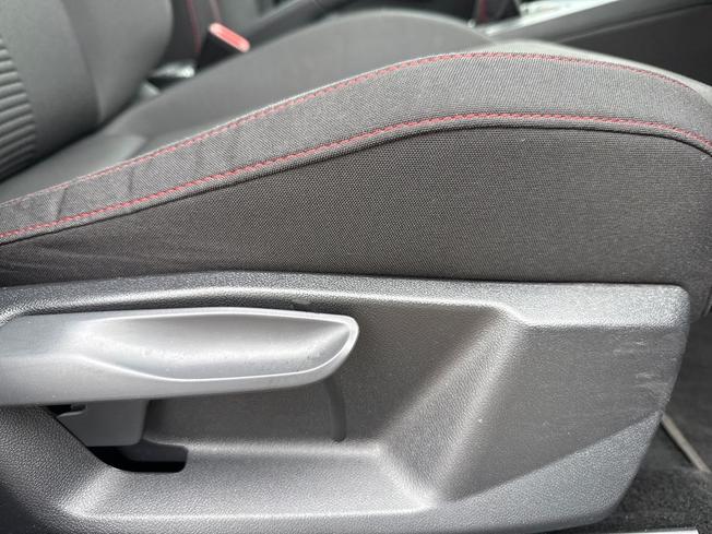 SEAT Ibiza Photo 24