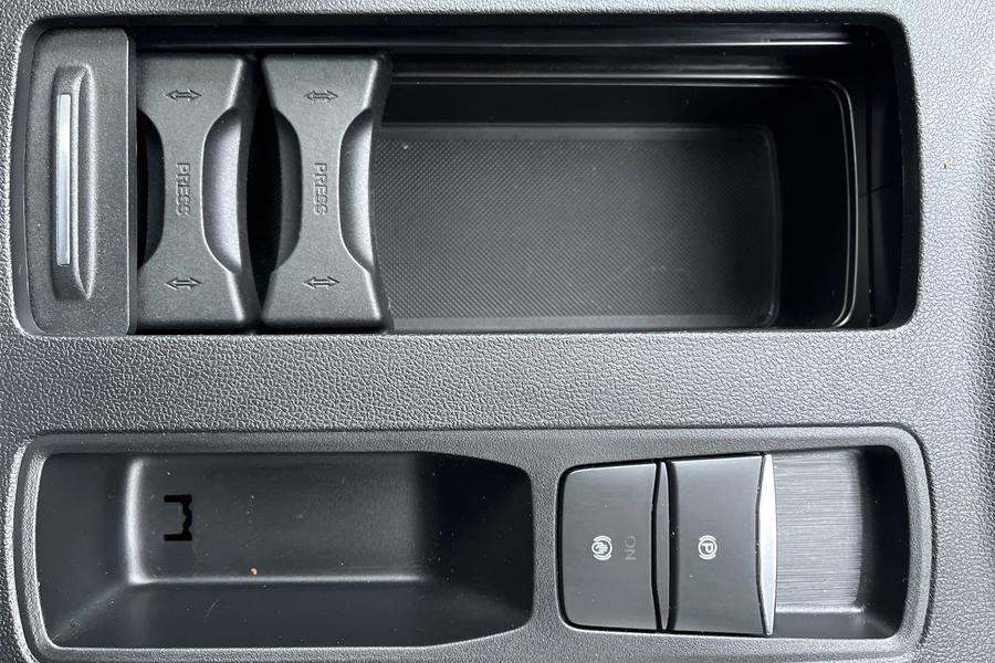 Ford KUGA Photo autoimg-526e1e3047fdafe0e0db78c913e8371be81f7b35.jpg