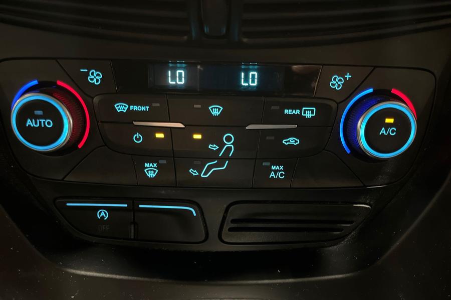 Ford KUGA Photo autoimg-526ff96859a5051faa931825c721f7d3c23ea086.jpg