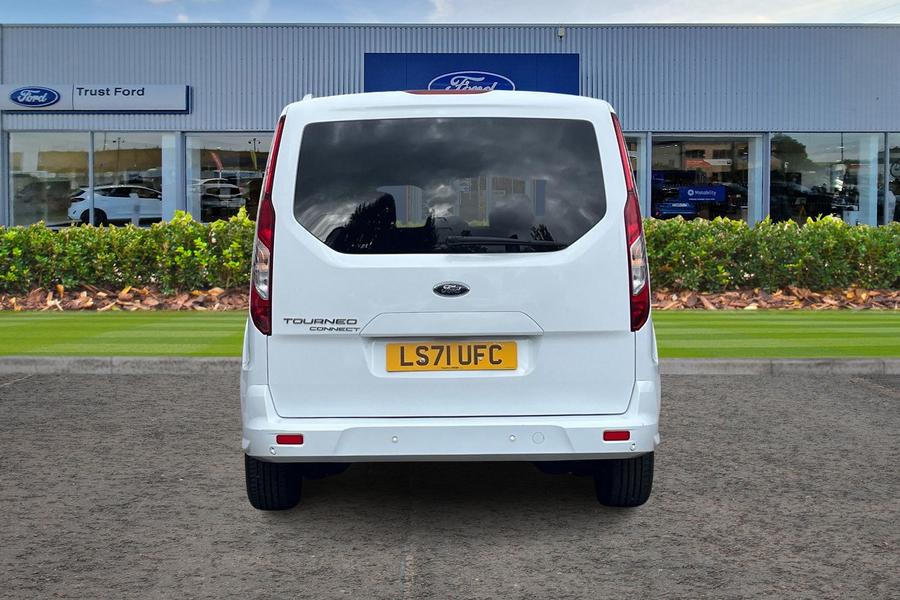 Ford Tourneo Connect Photo autoimg-5271af6e54f1b8dff7f304c7e9ead65700e7c44d.jpg