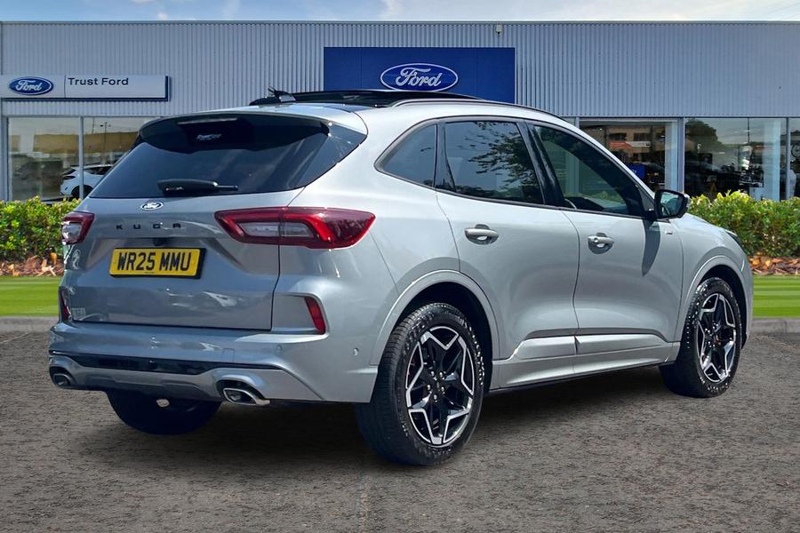Ford Kuga Photo autoimg-5273a0c03396b282f4a6dca8e9fb50407289a614.jpg