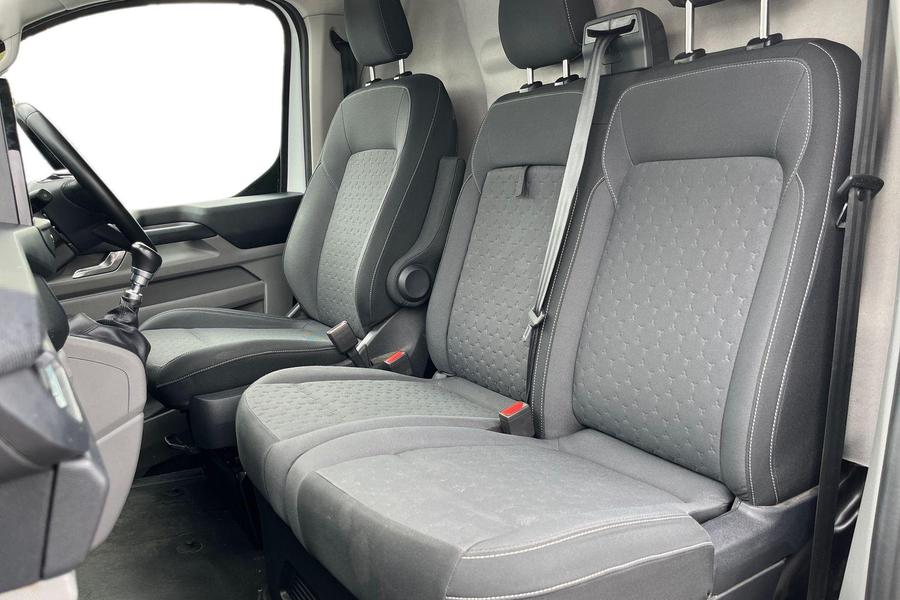Ford TRANSIT CUSTOM Photo autoimg-52788e57366e89ea4a4f172874887a962de9b380.jpg
