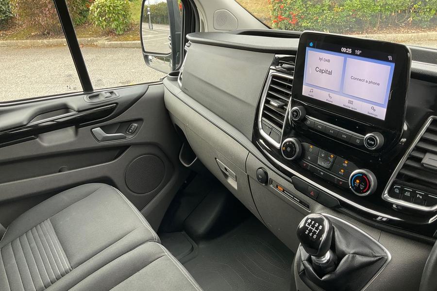 Ford Transit Custom Photo autoimg-5281637fff8605b5f19f6d0431b6f5c156c7af7d.jpg