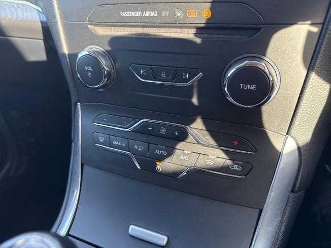 FORD S-Max Photo 33