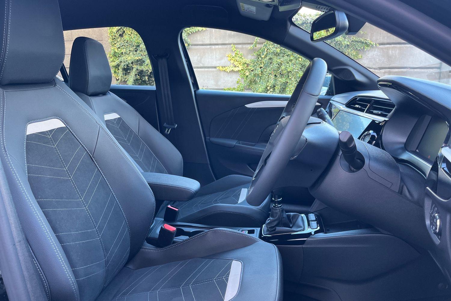 Vauxhall CORSA Photo 16
