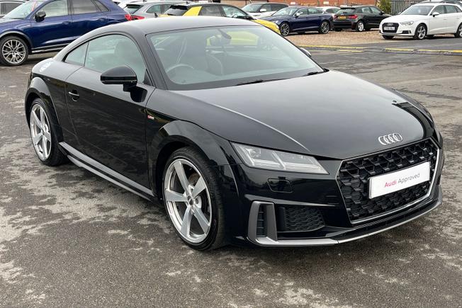 Audi TT Photo 21