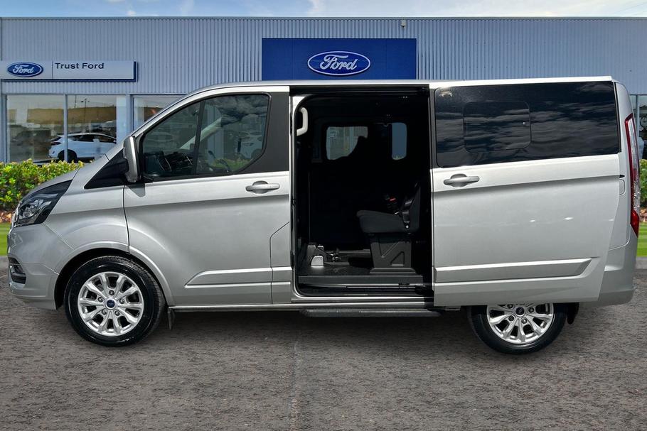 Used Ford TOURNEO CUSTOM SF20OPZ 6