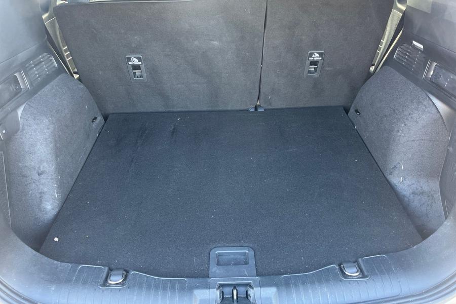 Ford KUGA Photo autoimg-528989a5984469614386dc430a9fcc42c17cda39.jpg