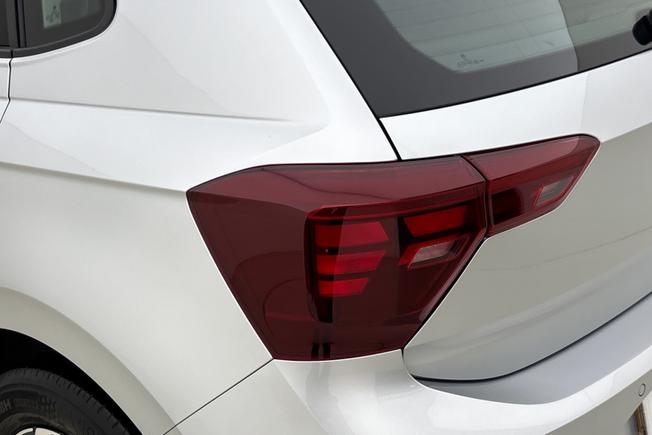 VOLKSWAGEN Polo Photo 18