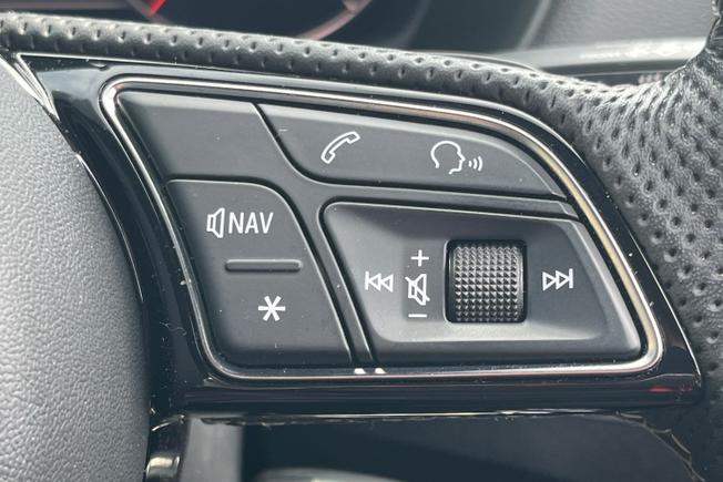 AUDI Q2 Photo 17