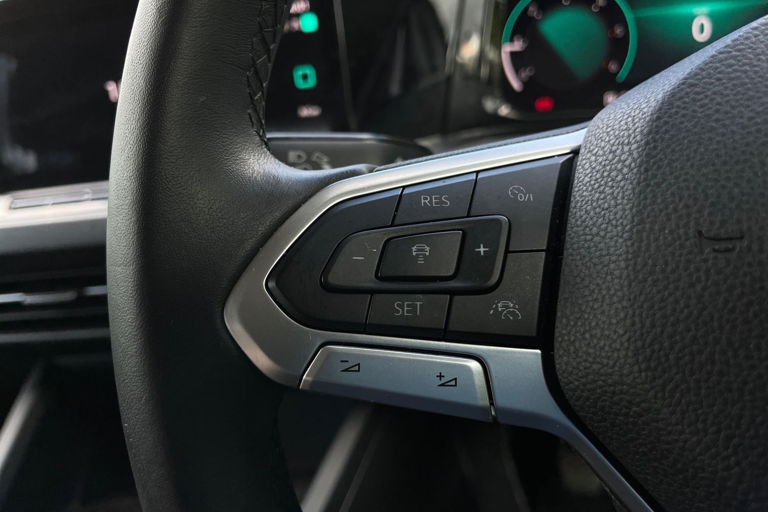 Volkswagen GOLF Photo 27