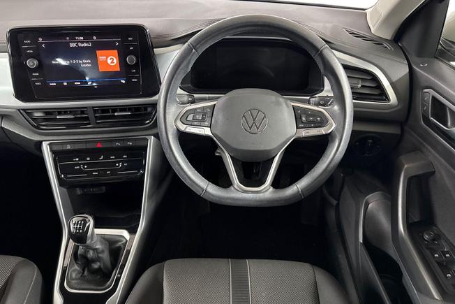 VOLKSWAGEN T-Roc Photo 11