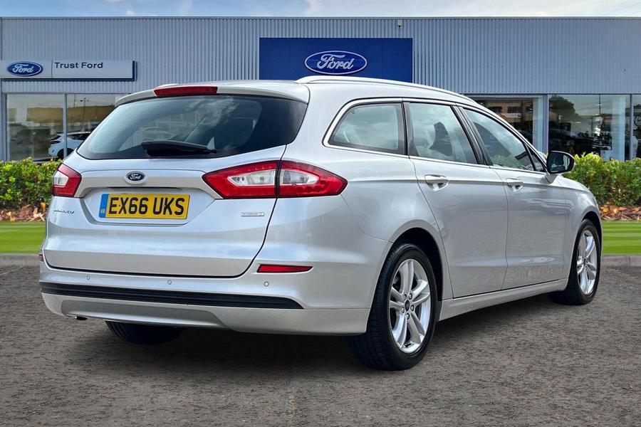 Ford MONDEO Photo autoimg-528e42b2df5dadaa11aa8f9f3f6e026d95fe2145.jpg