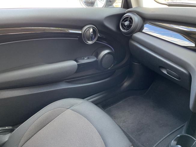 MINI Hatch Photo 48