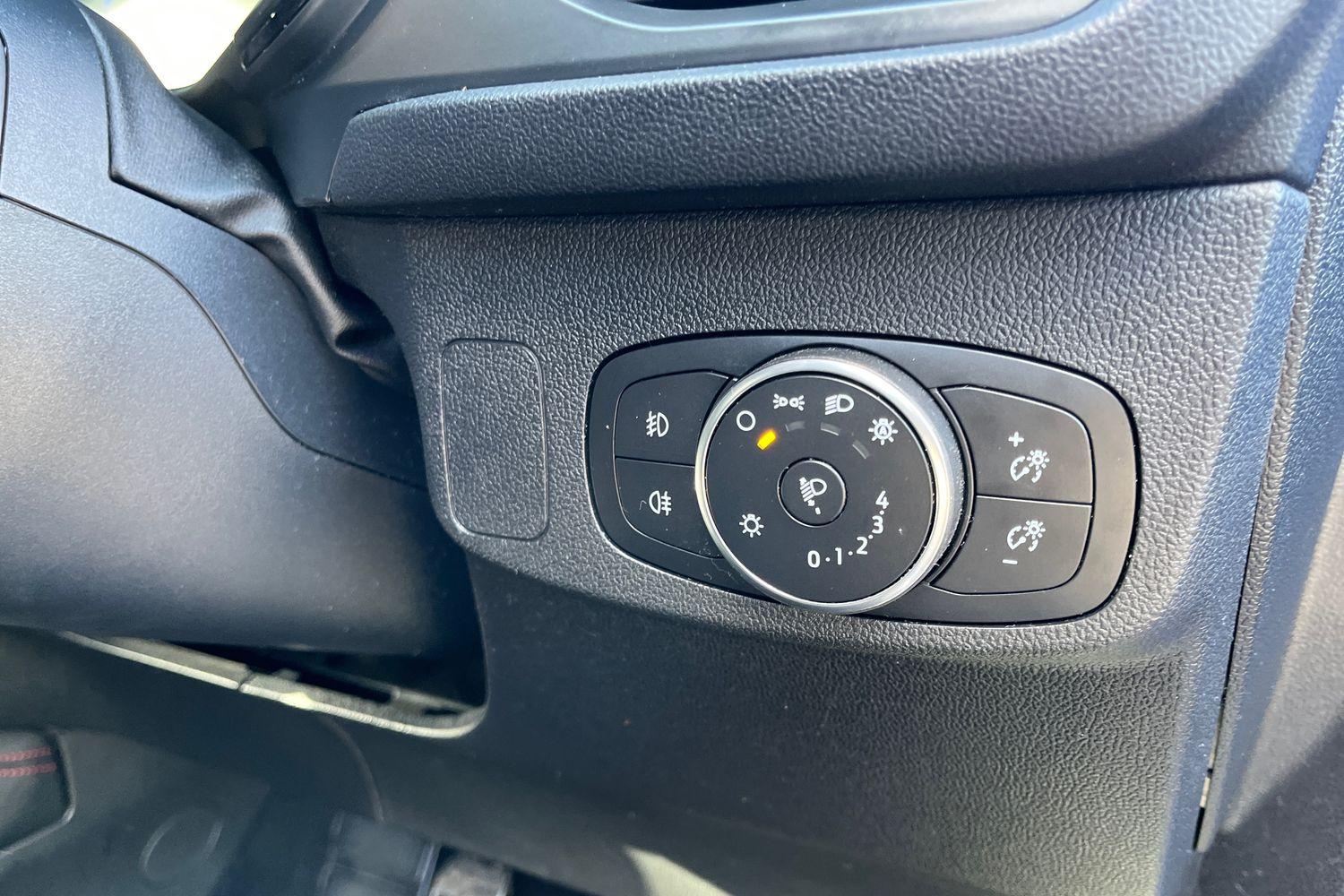Ford Focus Photo 25