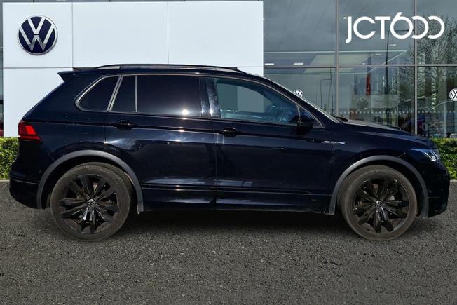 VOLKSWAGEN Tiguan Photo 4