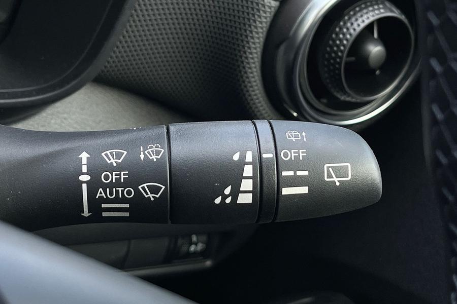 Nissan Juke Photo autoimg-529c92953a1ee168aed011ab3615f80b0d5f71fc.jpg