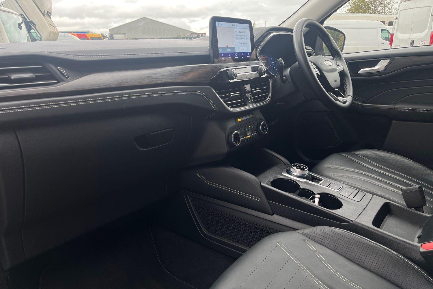 Ford KUGA Photo 17