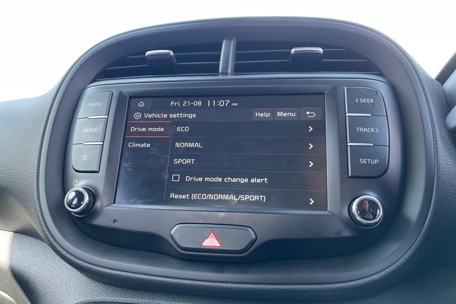 Kia SOUL Photo autoimg-529d24a54880080bd0a0805a6925471dc4ac335a.jpg